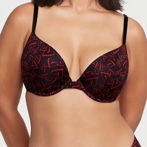 Victoria's Secret Bra with Red Heart Design Women Size 36C